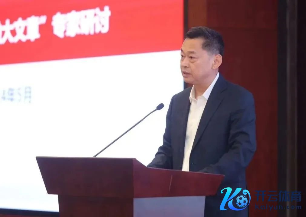 中国银行业协会党委秘书、专职副会长邢炜谈话